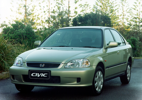 Honda Civic รุ่นที่ 6-น่าใช้