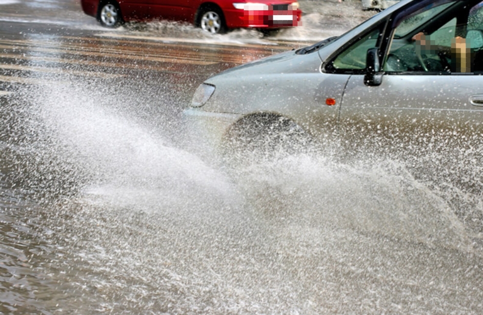 การดูแลรถยนต์ในช่วงหน้าฝน การดูแลยางรถยนต์