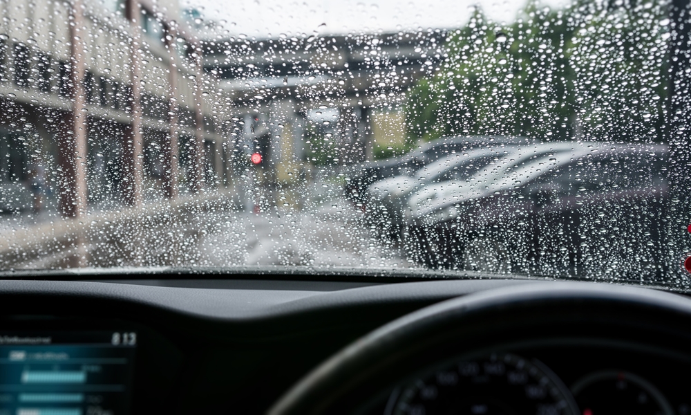 การดูแลรถยนต์ช่วงหน้าฝน แชร์วิธีการดูแลรถยนต์ของเราให้ใหม่เสมอ